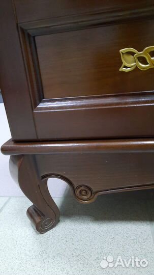 Комод из массива ясеня