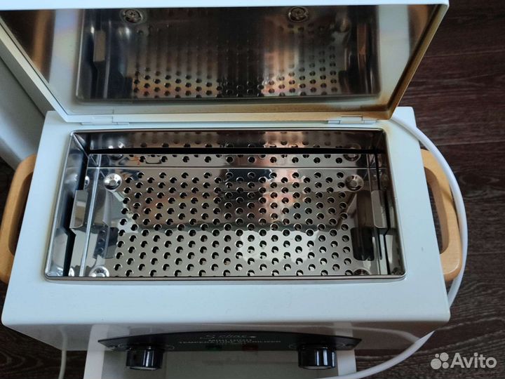 Для Дизенфекции маникюрных инструментов