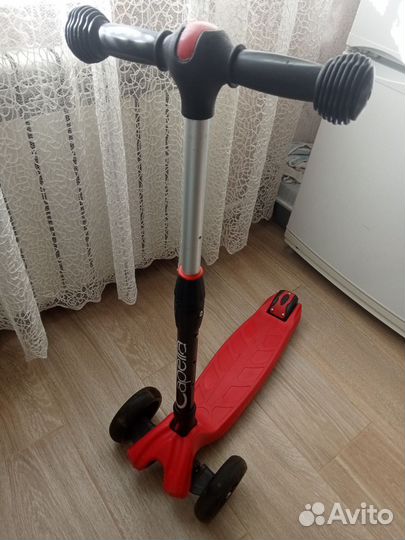 Самокат Capella