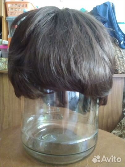Парик с короткой стрижкой