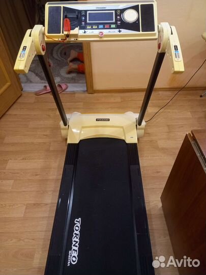 Беговая дорожка torneo maestra