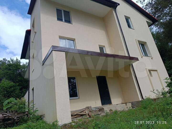 Дом 320 м² на участке 20 сот.