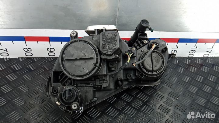 Фара правая Mercedes-Benz E-Class