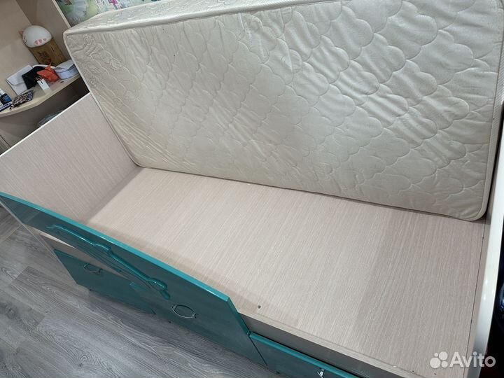 Детская кровать бу дельфин