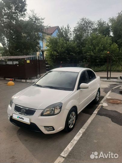 Kia Rio 1.4 AT, 2010, 140 000 км