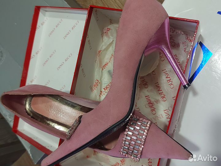 Обувь женская 39 размер новая