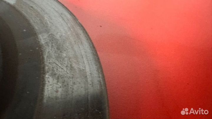 Диск тормозной задний правый Nissan Fuga Y51 VQ35