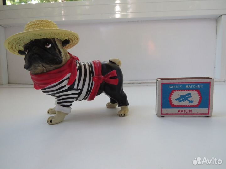 Мопс. Коллекция pugnacious. Гондольер