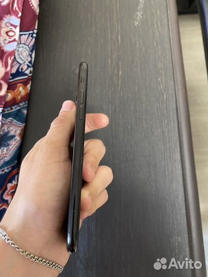 Телефон iPhone 7 128gb