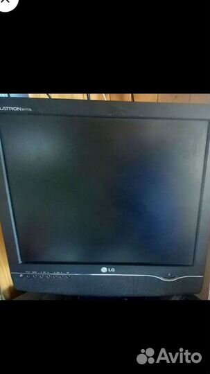 Монитор LG