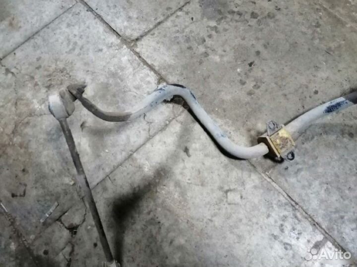 Стабилизатор передний Toyota Corolla E120