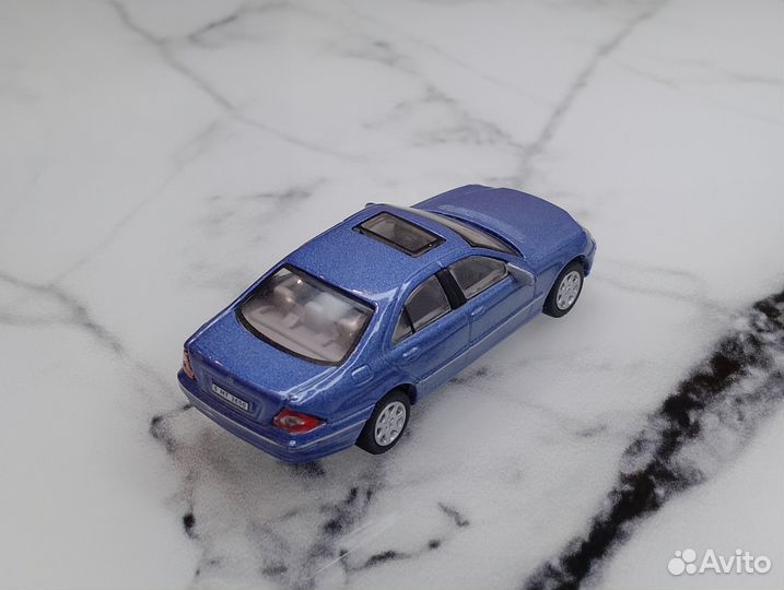 Mercedes Benz S600 W220 (1998-2005)