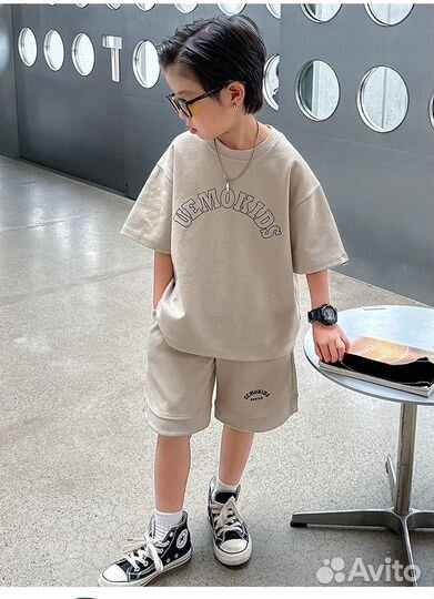 Детский костюм для мальчика и для девочки