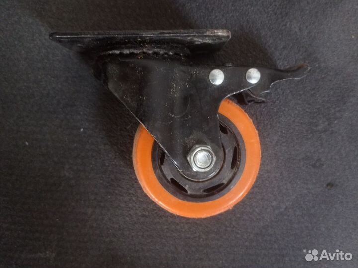 Колеса поворотные с тормозом