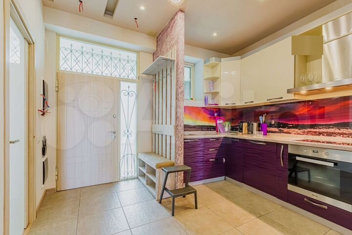 3-к. квартира, 92 м², 8/23 эт.