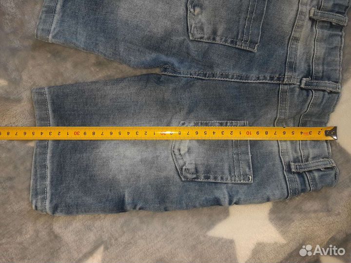 Джинсовые шорты и футболка на 3 года