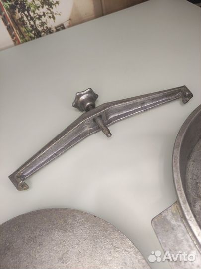 Сковорода для цыпленка табака СССР с прессом