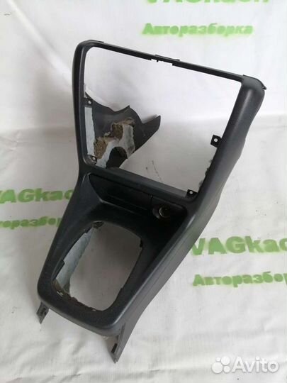 Средняя консоль Audi A4 B5