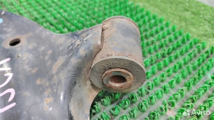 Рычаг передний левый нижний Nissan Tiida 2008