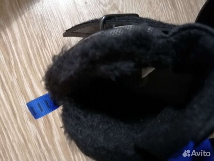 Лыжные ботинки