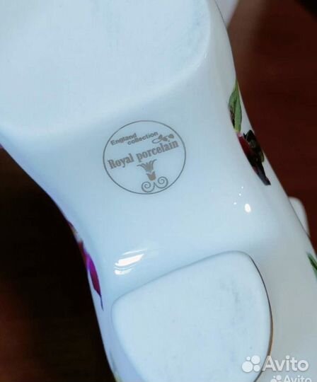 Коллекционная салфетница туфелька