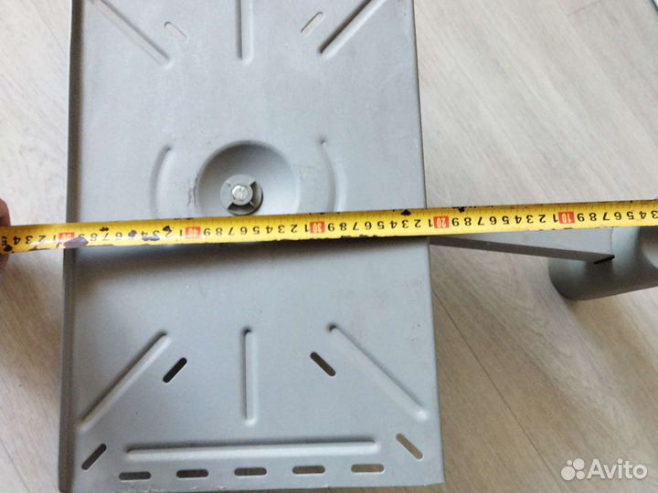 Кронштейн для телевизора на стену