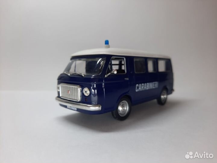 Модель Fiat 238 Carabinieri коллекционная