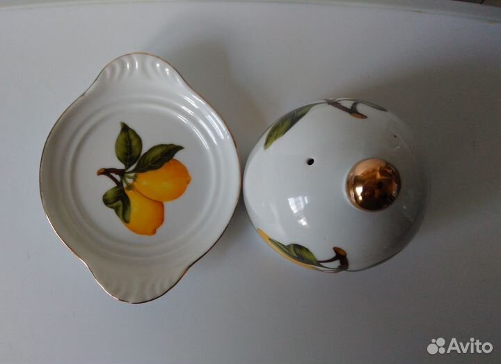 Лимонница фарфоровая