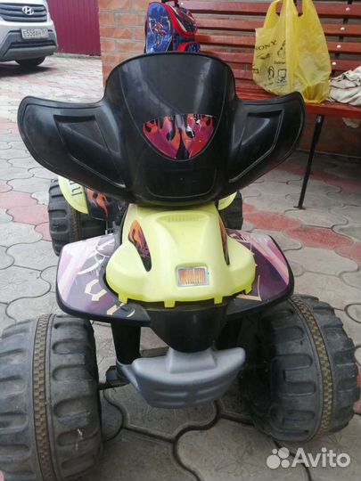 Аккамуляторный квадроцикл