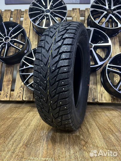 Nexen Winguard WinSpike WS62 SUV 265/65 R17 116T