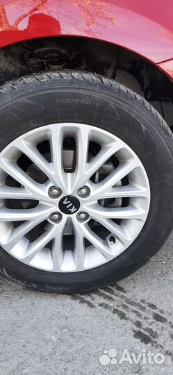 Литой диск r15