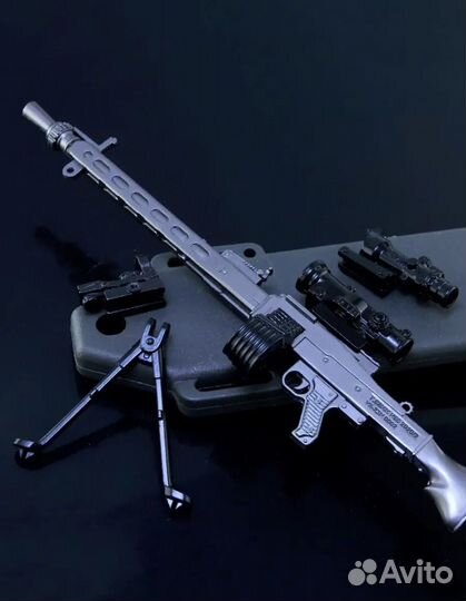 Коллекционный брелок пулемёт MG3