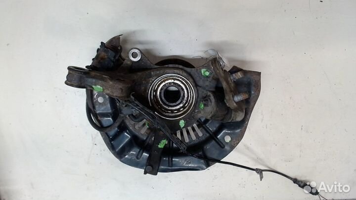 Ступица (кулак, цапфа) Toyota Venza, 2011