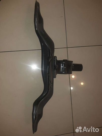 Балка с подушкой АКПП Субару Импреза 2009