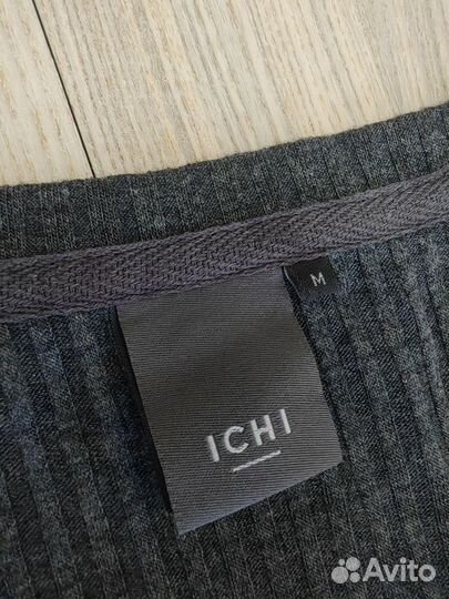 Платье трикотажное серое Ichi р. M