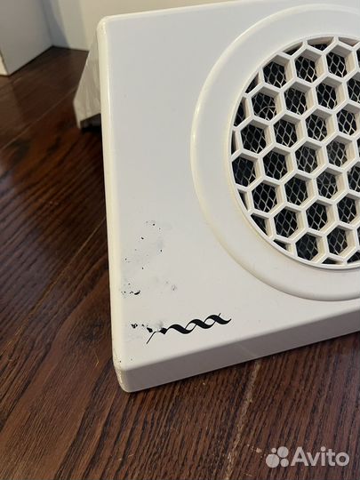 Маникюрный пылесос Max Ultimate 4