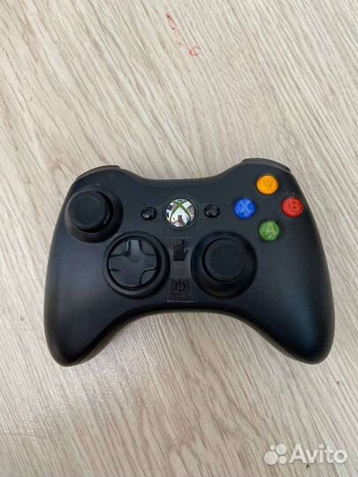 Xbox 360 E не прошитый