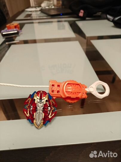 Волчок Hasbro Beyblade Burst Slingshock xcalius