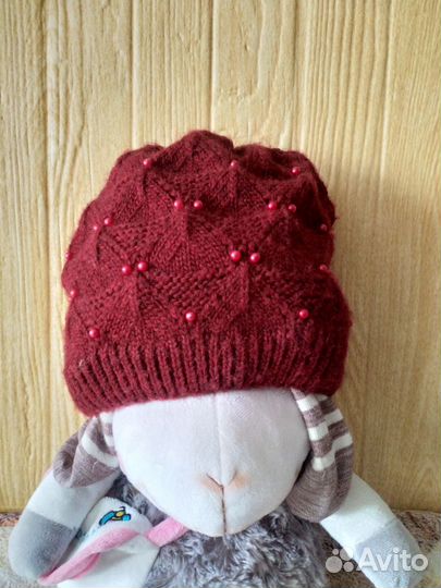 Шапка женская вязаная ручная работа,теплая