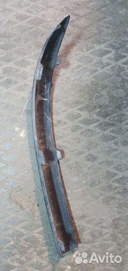 Молдинги в задний бампер ford focus 1