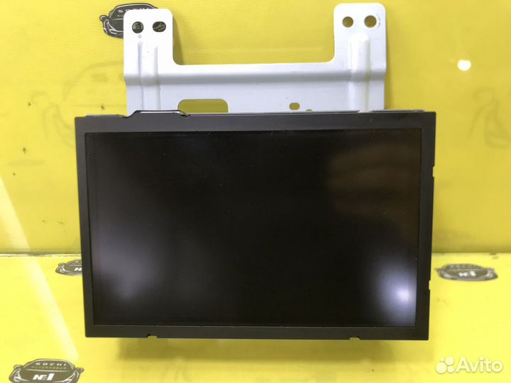 Дисплей мультимедии Nissan Skyline 370GT V36