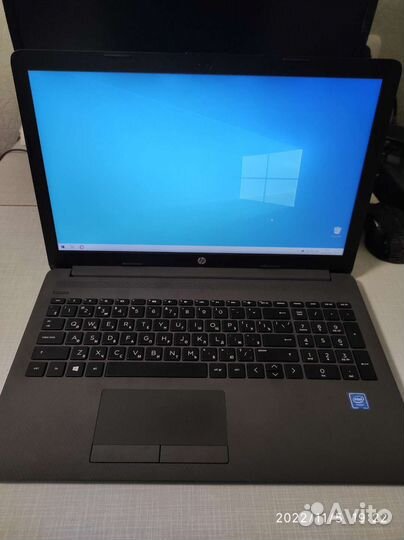 Ноутбук HP 250 G7