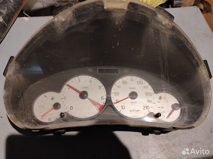 Щиток приборов Peugeot 206