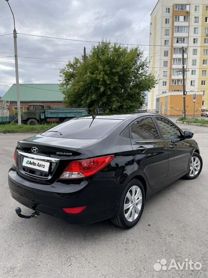 Hyundai Solaris 1.6 AT, 2011, 180 000 км