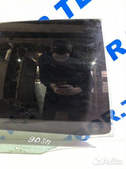 Стекло двери зад прав volkswagen polo 5 1.6 мт сед