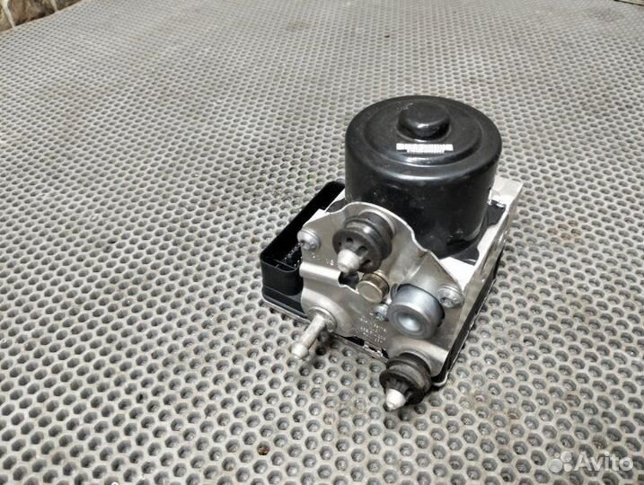 Блок управления тормозами/насос ABS Porsche Macan