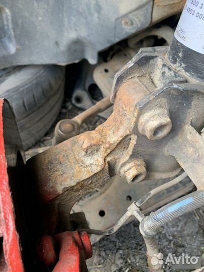 Кулаки поворотные Opel Astra H