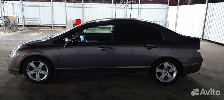 Honda Civic 1.8 AT, 2011, 296 000 км