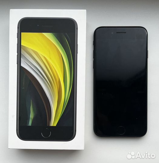 Телефон iPhone SE 2020