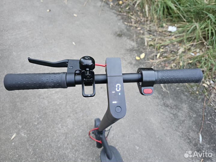 Электросамокат xiaomi m365 pro